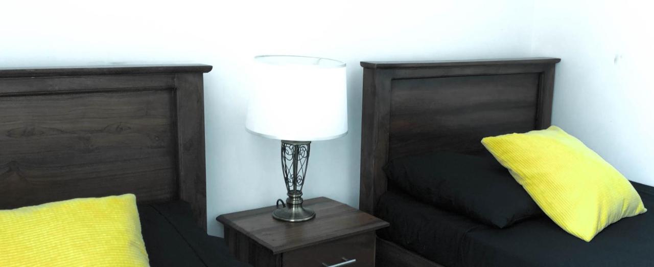 City Tower, Luxury 2 Two Bed Seaview Apartment Colombo Dehiwala-Mount Lavinia Exterior foto
